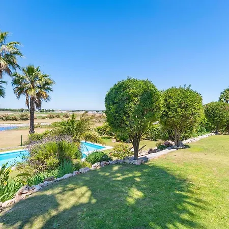 Golf Sanlucar Villa *